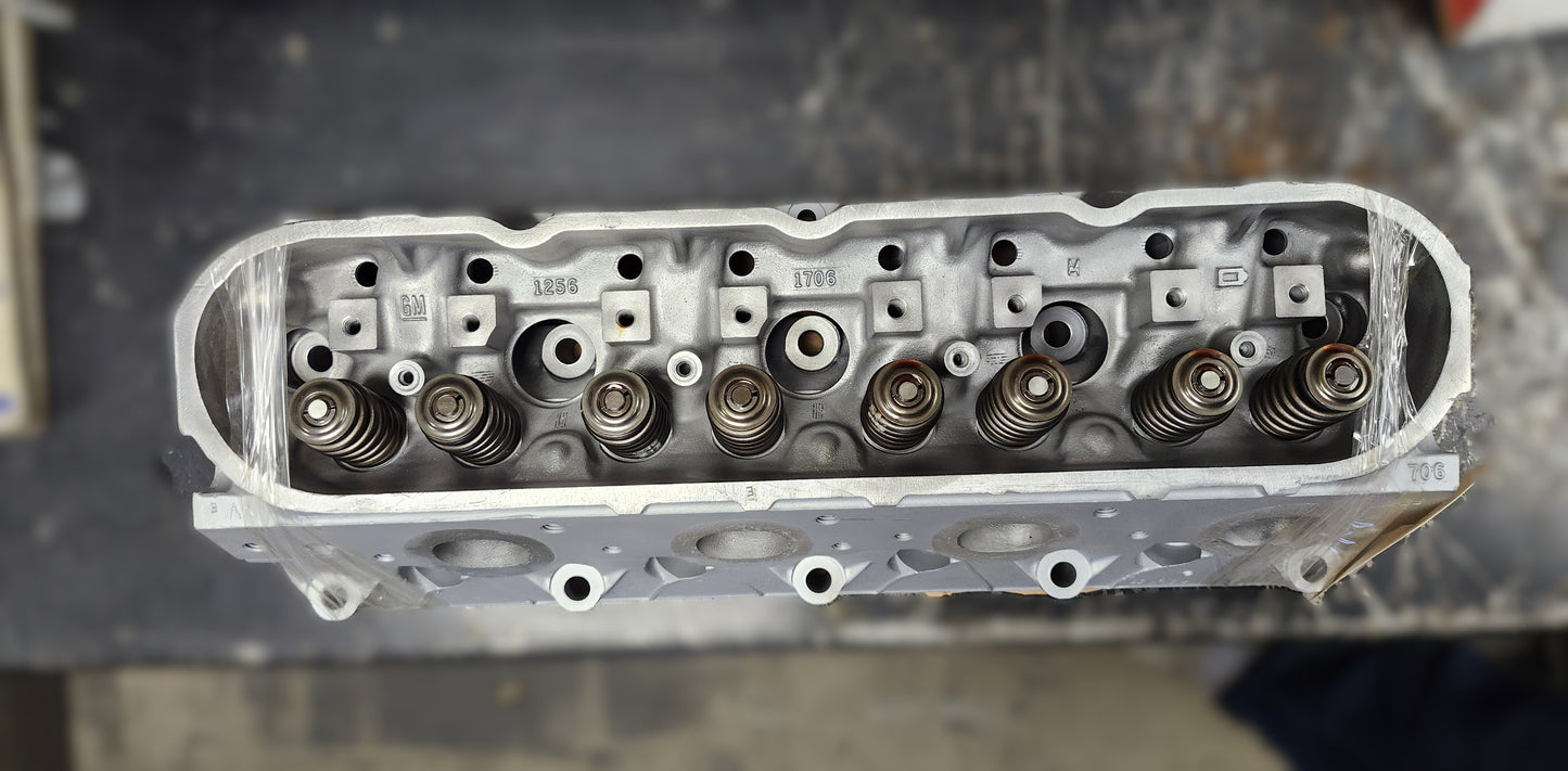 🔴 Tête de moteur(Cylinder Head) / Culasse GM 706  🔴